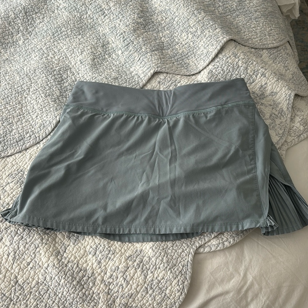 Lululemon pleated tennis skirt